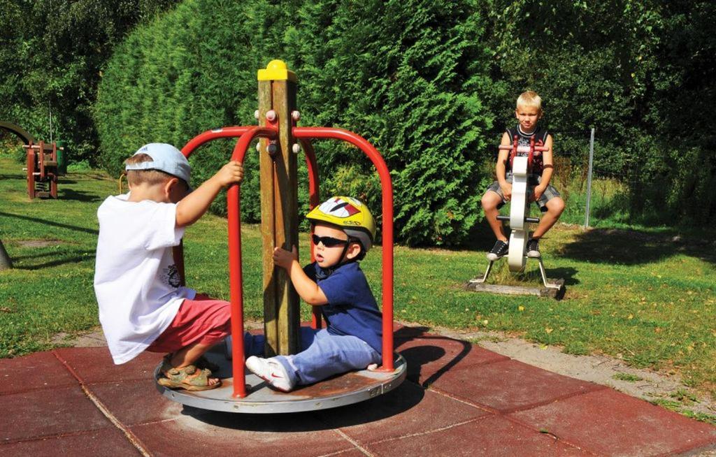 Ferienpark Freesenbruch Wohnung 4 4 - Seeschwalbe Zingst Kültér fotó